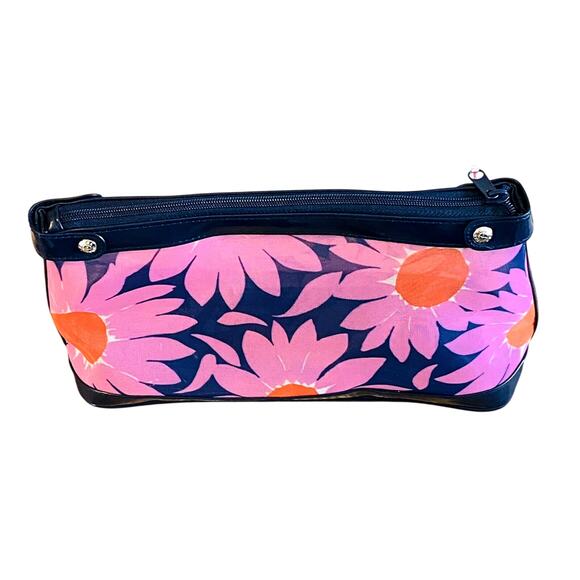 New with Tags Vera Bradley Loves Me Cosmetic Bag 12" Long - Picture 9 of 12